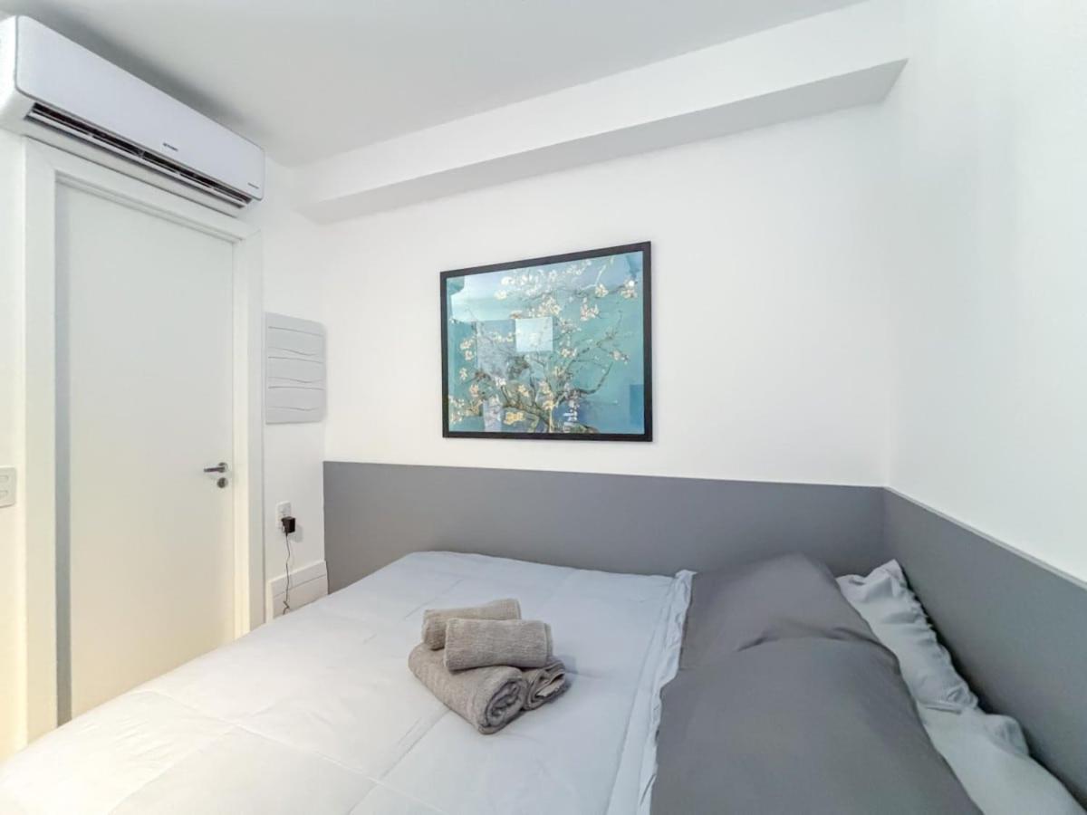 Loft Simple - In Moema Next To The Shopping * São Paulo